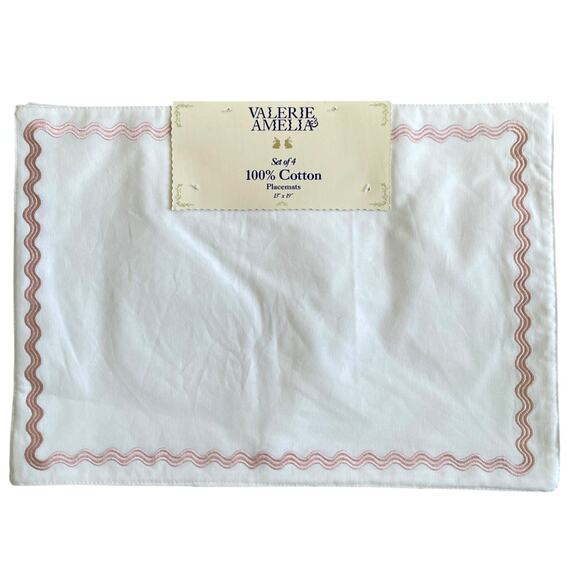 VALERIE AMELIA White Pink Ric Rack Trim Cotton Placemats 13x19 Set of 4 NEW - Picture 1 of 12